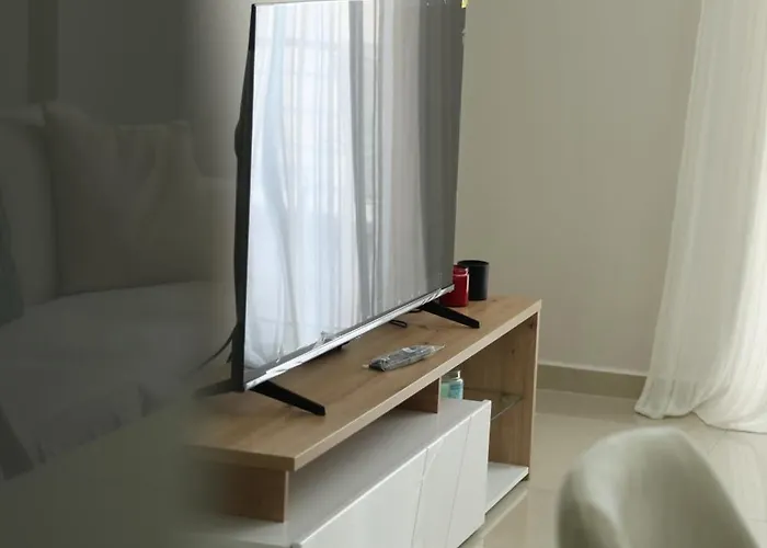 Wake Up To The Sea ,1br On The Promenade Saranda